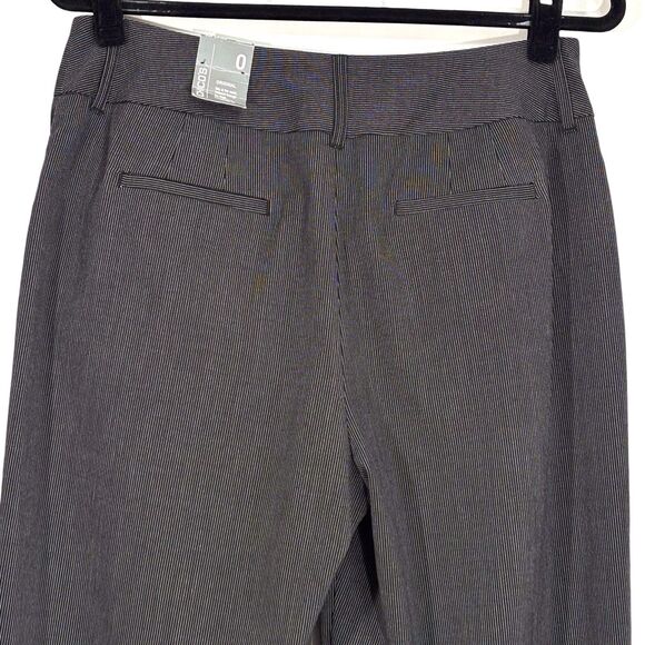 Chicos Originals Delancy Pin Stripe Damon Pants Size 1.5 Reg Medium 30x33 NWT - Picture 5 of 9
